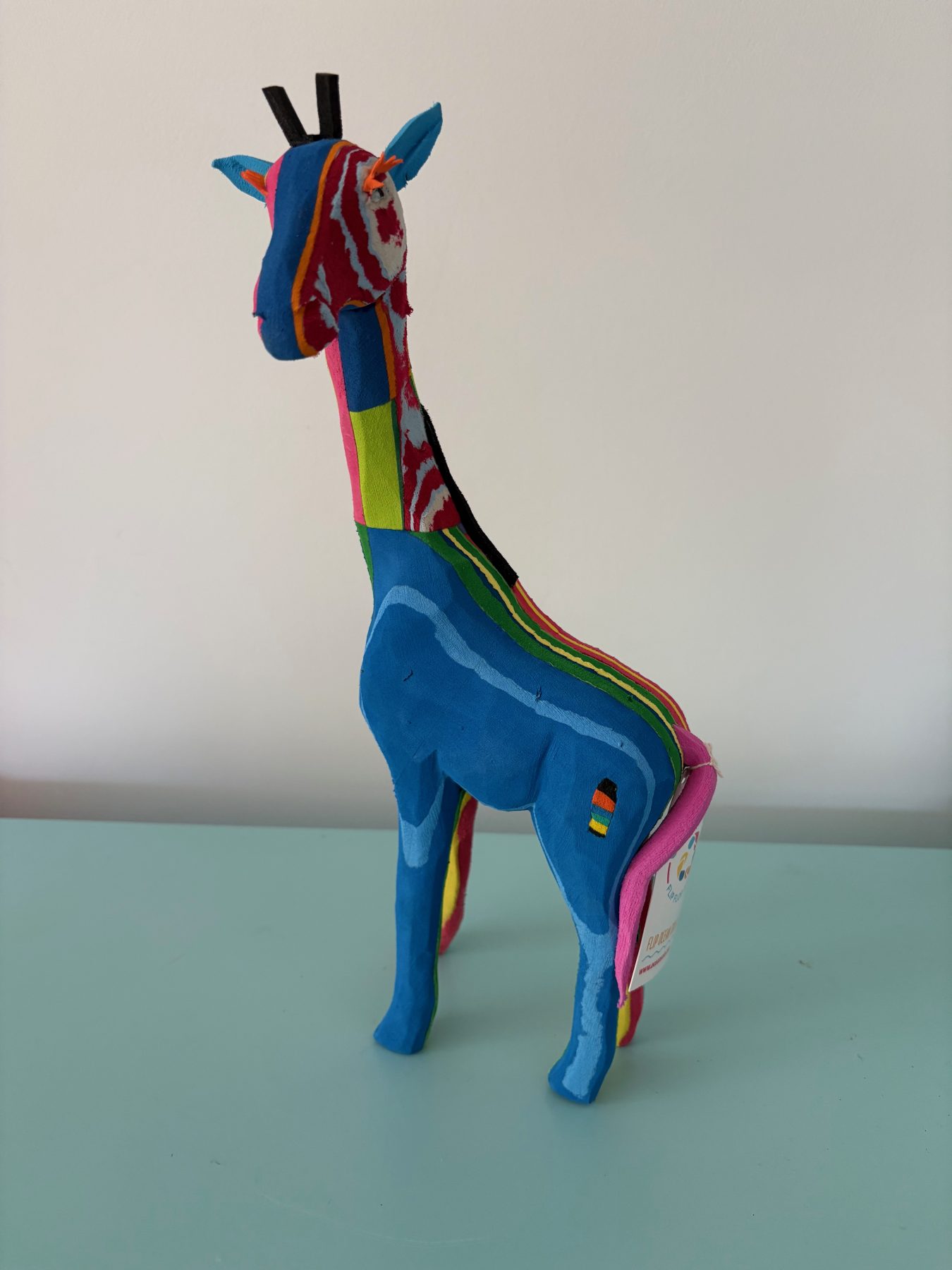 About Flip-Flop Art Giraffe -Recycled Flip-flops